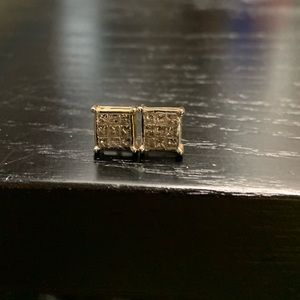 Diamond Chip Post Earrings